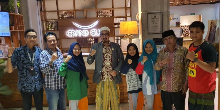 Berlaga di Pospenas, 3 Bidadari Pesantren Darunnur Pasuruan Jatim Lolos Final Kategeri Silat